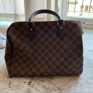 Louis Vuitton Speedy 30